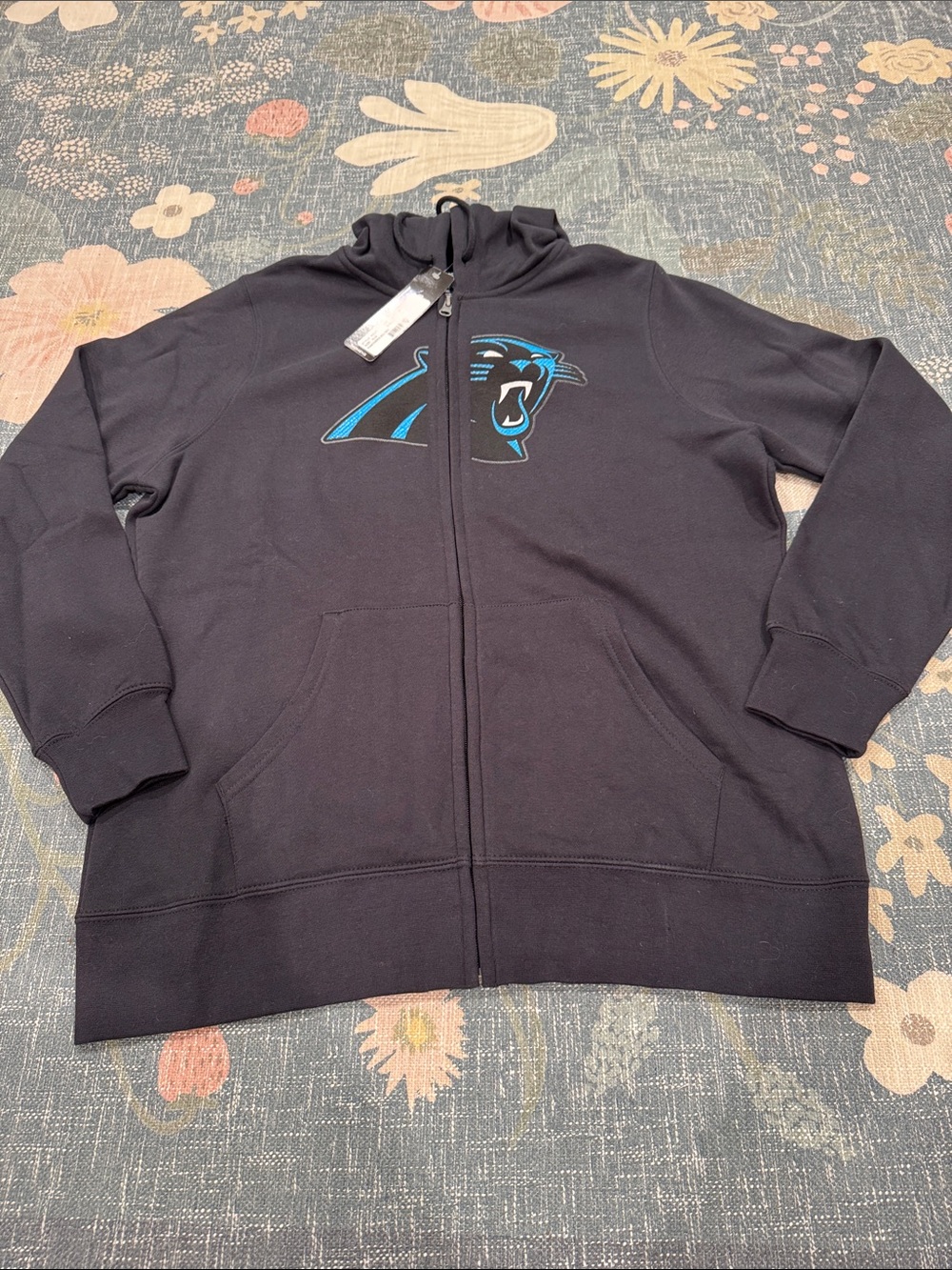 NWT Carolina Panthers Zip Up Hoodie Women’s XL